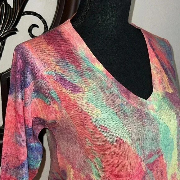 SOFT SURROUNDINGS Plein De Couleurs
Multicolored Abstract Paint Sweater … - Picture 4 of 13